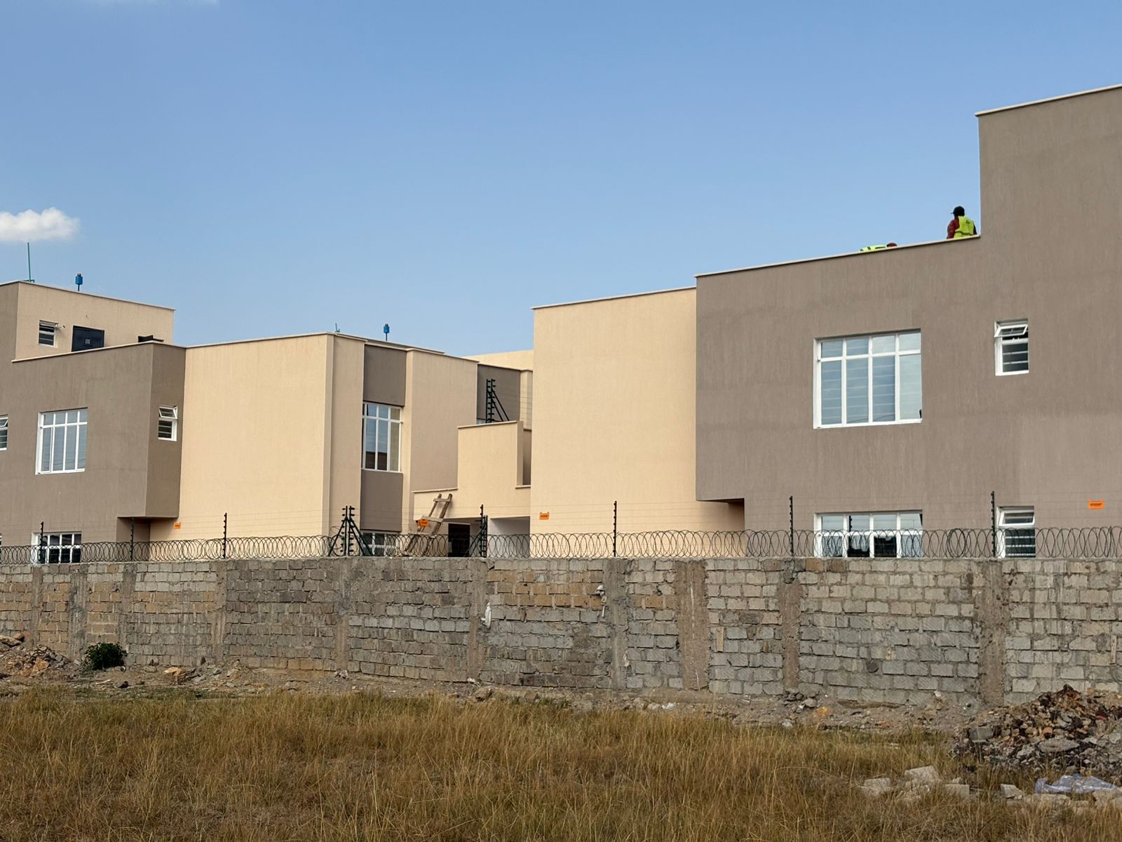 4 Bedroom Maisonette